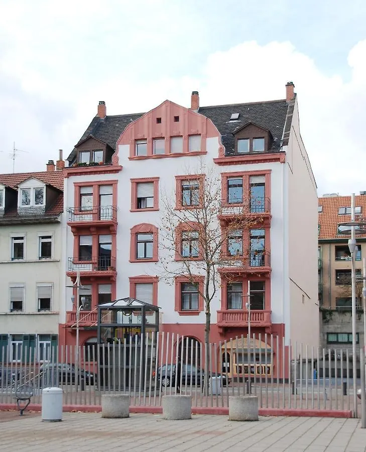 Gemuetliches Privatzimmer In Mannheims Stadtmitte