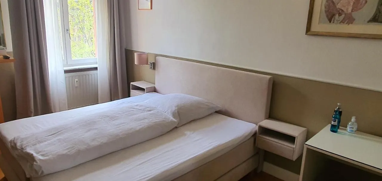 Homestay Gemuetliches Privatzimmer In Mannheims Stadtmitte Germany